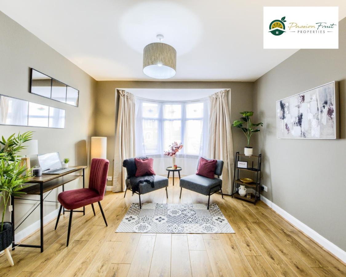 Cozy Home: 3br With Netflix, Wi-fi & Garden Coventry