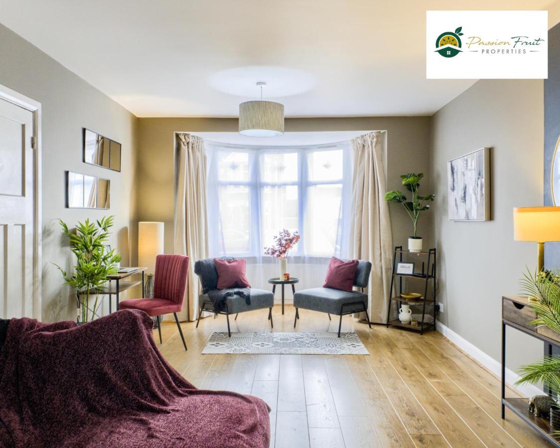 Holiday home Cozy Home: 3br With Netflix, Wi-fi & Garden Coventry
