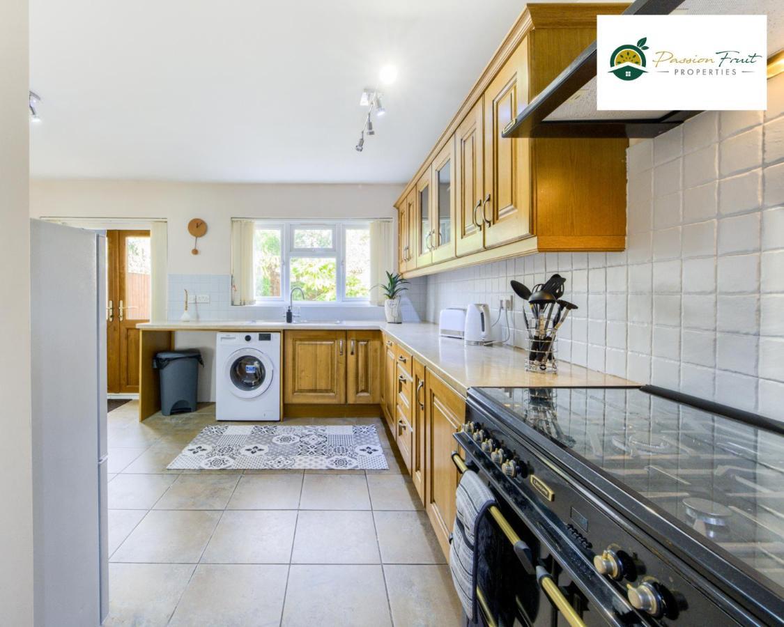 Cozy Home: 3br With Netflix, Wi-fi & Garden * Coventry